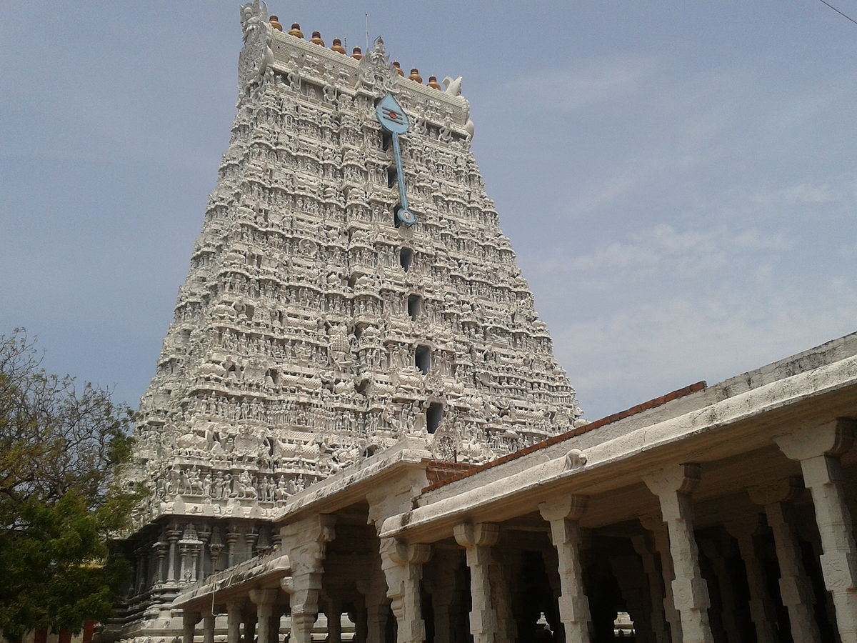 1200px-Tiruchendur_temple.jpg